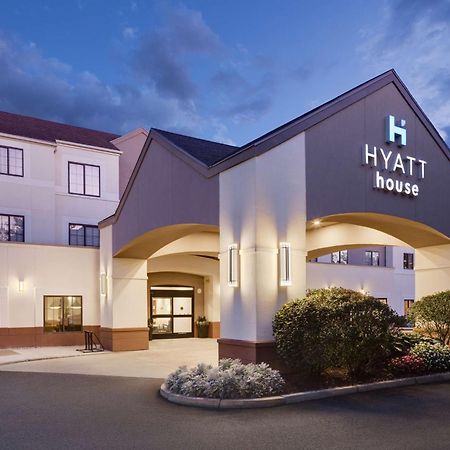 Hyatt House Boston Waltham Hotel Buitenkant foto